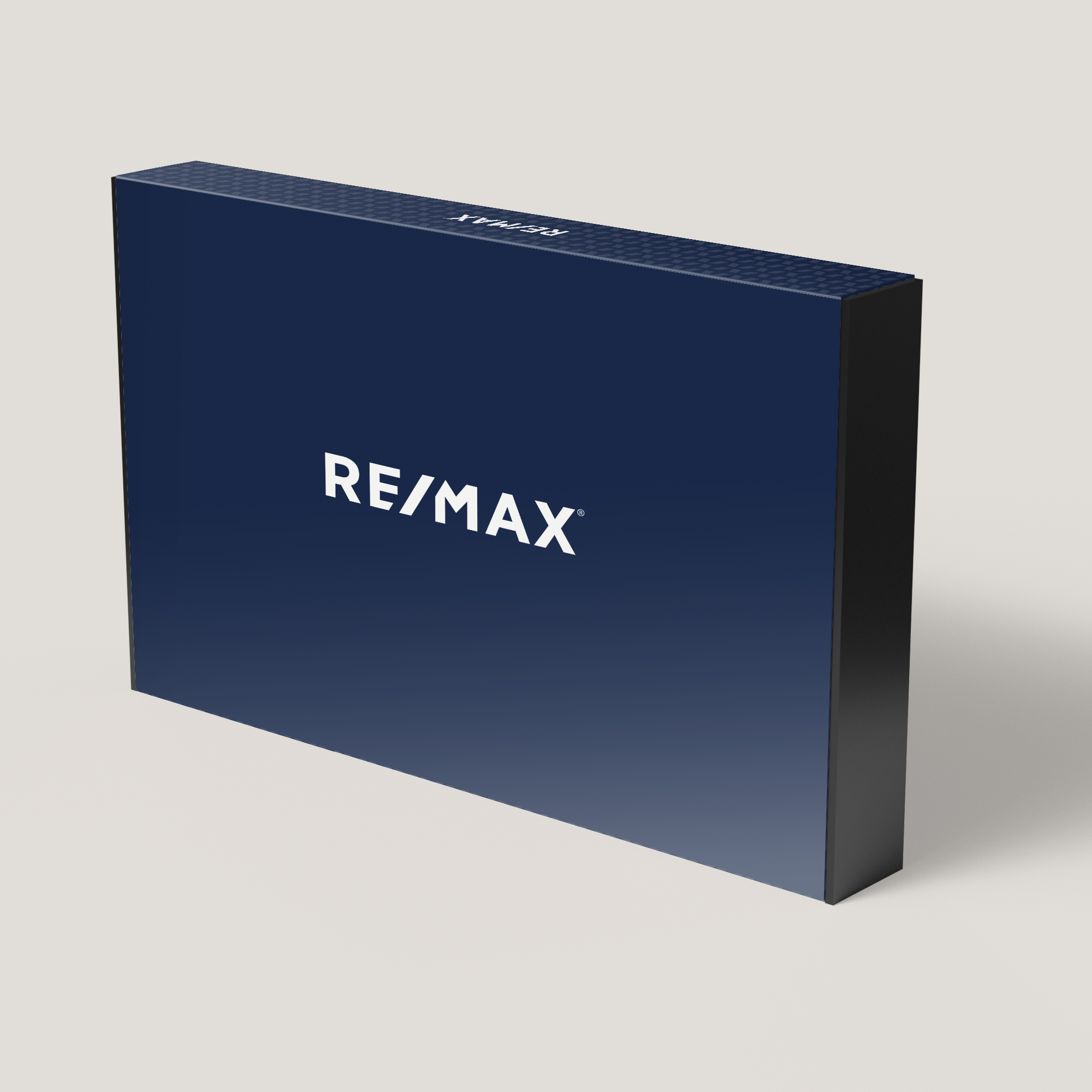 RE/MAX Dusk 1.75 Presentation Box