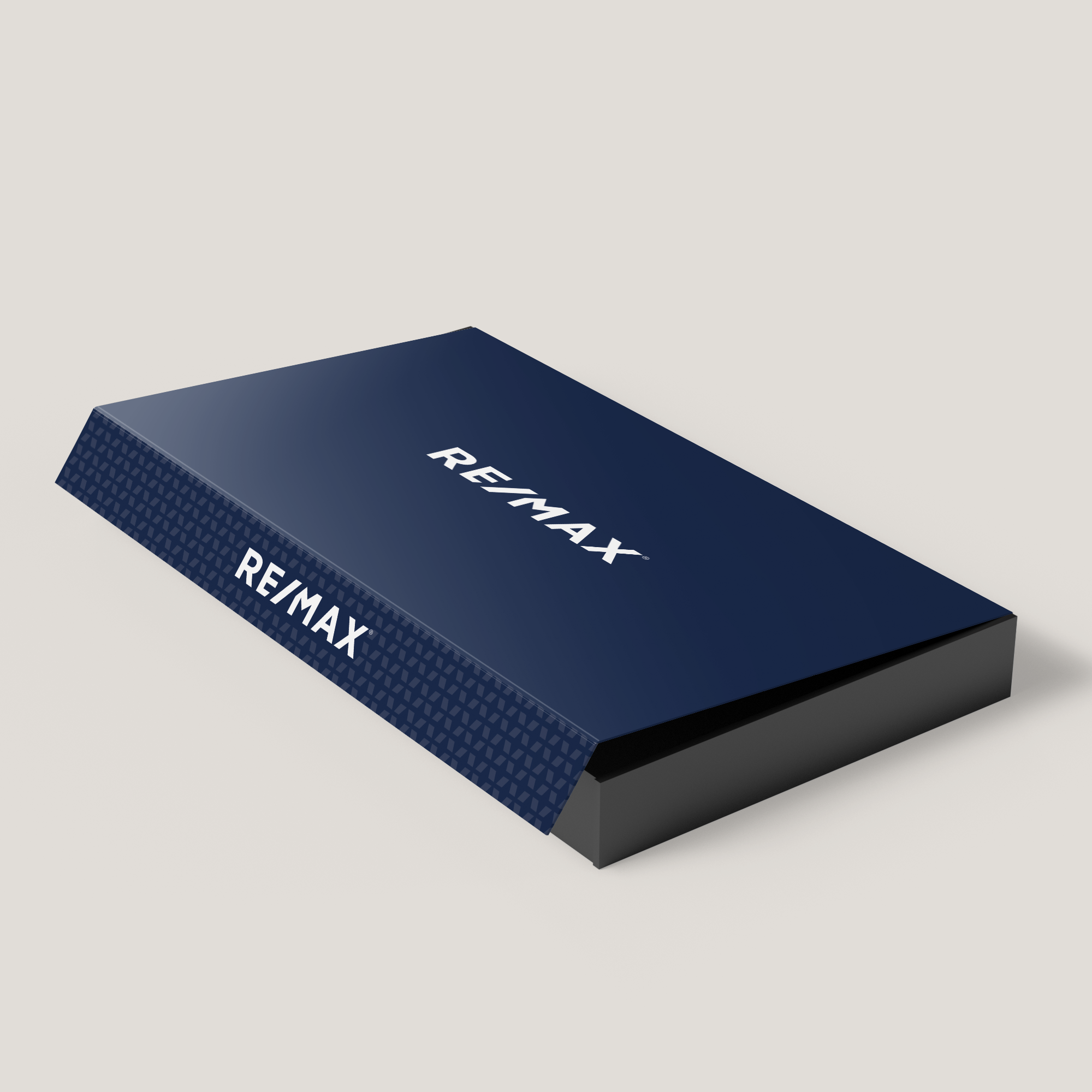 RE/MAX Dusk 1.75 Presentation Box
