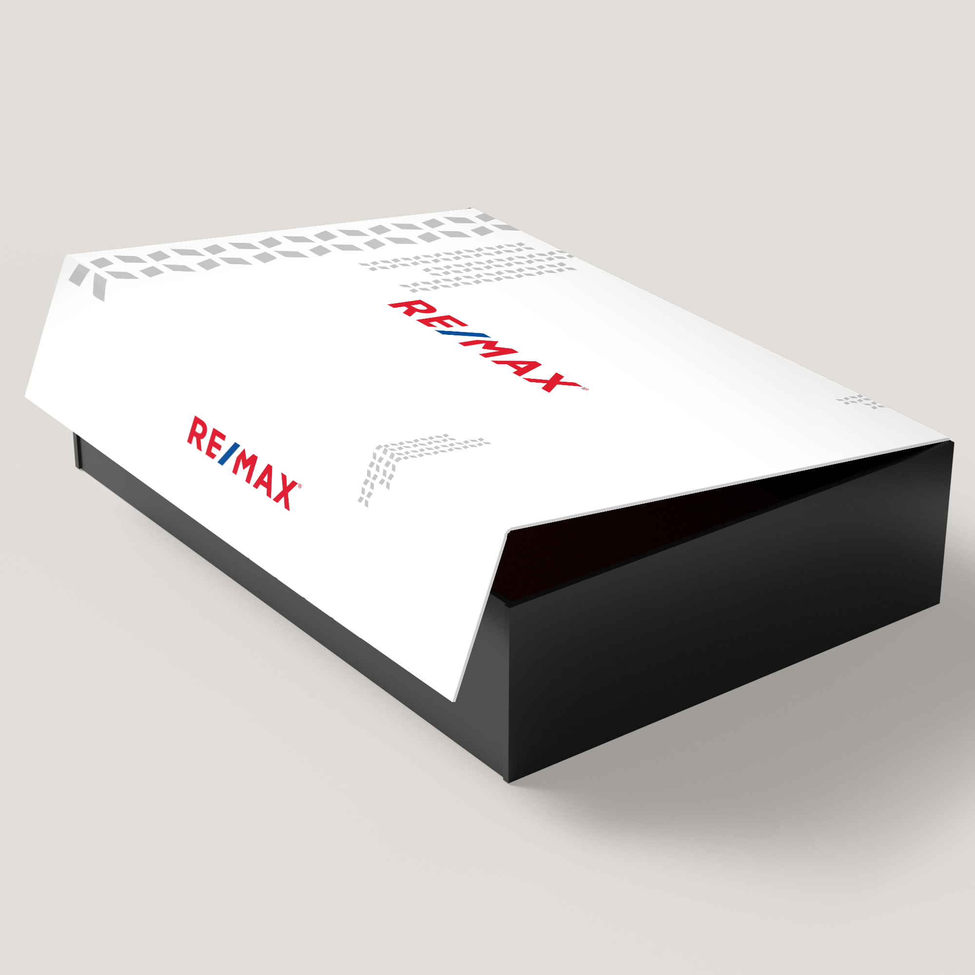 RE/MAX Dawn Large Gift Box